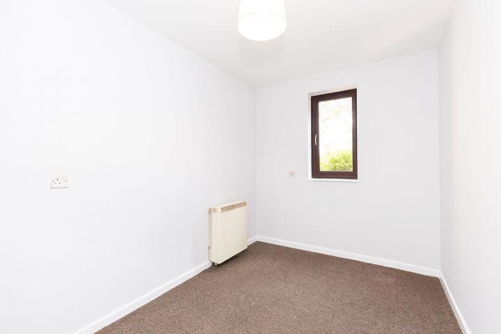 2 bedroom property with allocated parking and communal garden Riverside Close, Lee Vally Park / Upper Clapton